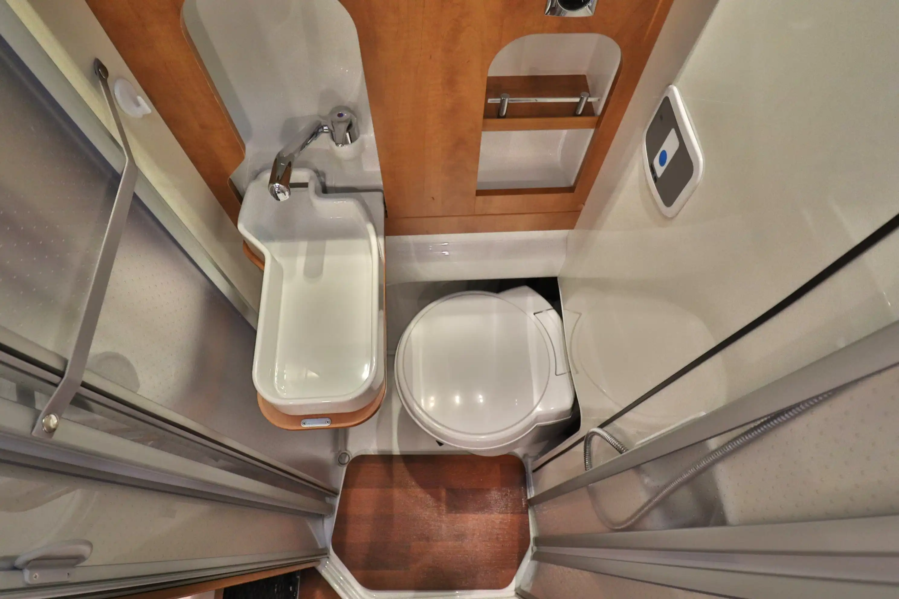 CARTHAGO Malibu Van 540